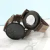 Modern-Vintage Herenhorloge met zwarte wijzerplaat Bruin