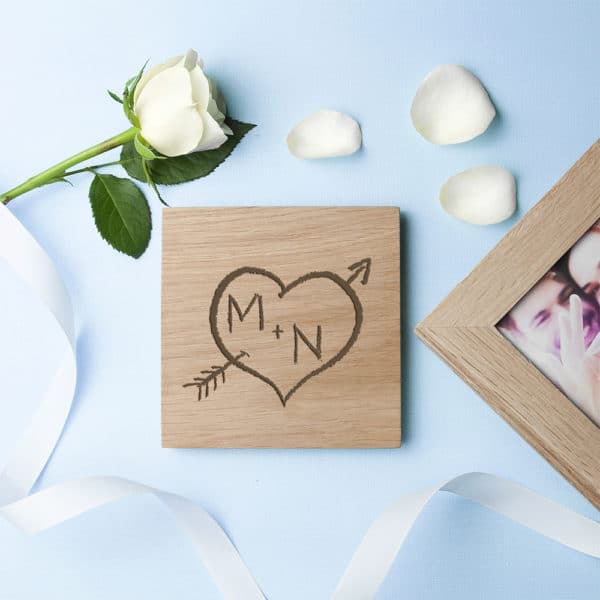 Gepersonaliseerd Gesneden Hart Eiken Foto Kubus - Afbeelding 5
